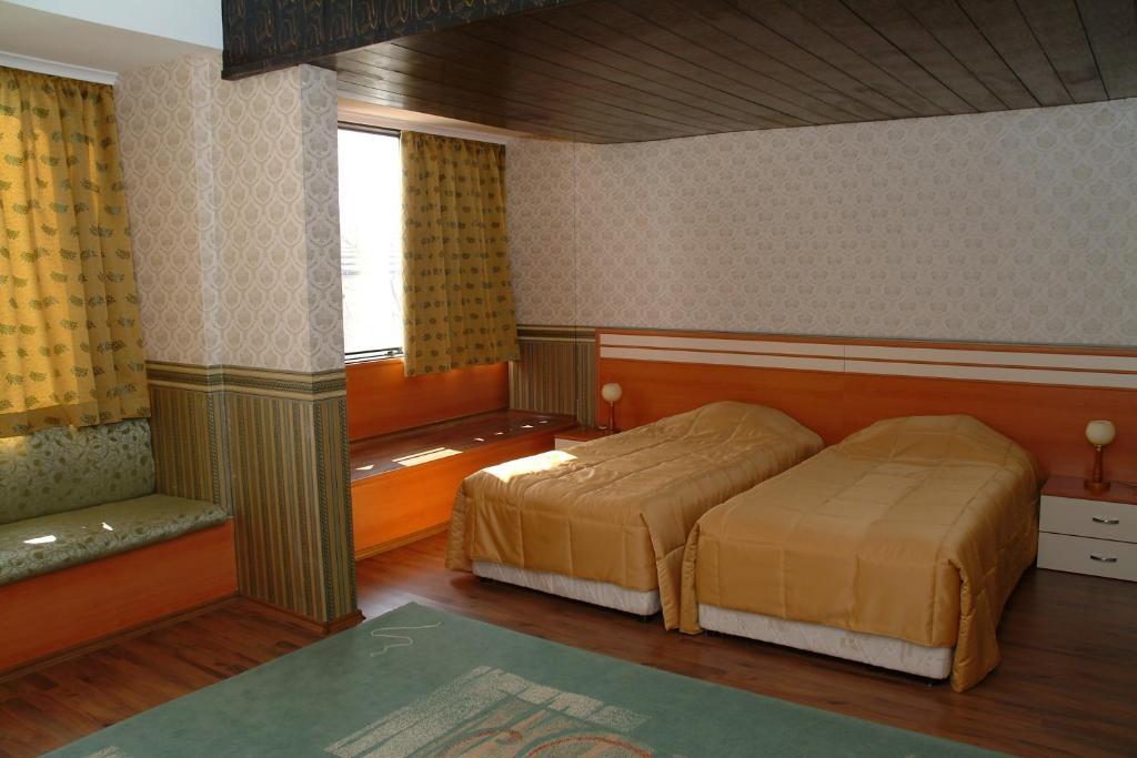 Hotel Dobrudja Dobrich Room photo