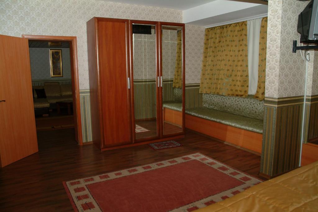 Hotel Dobrudja Dobrich Room photo